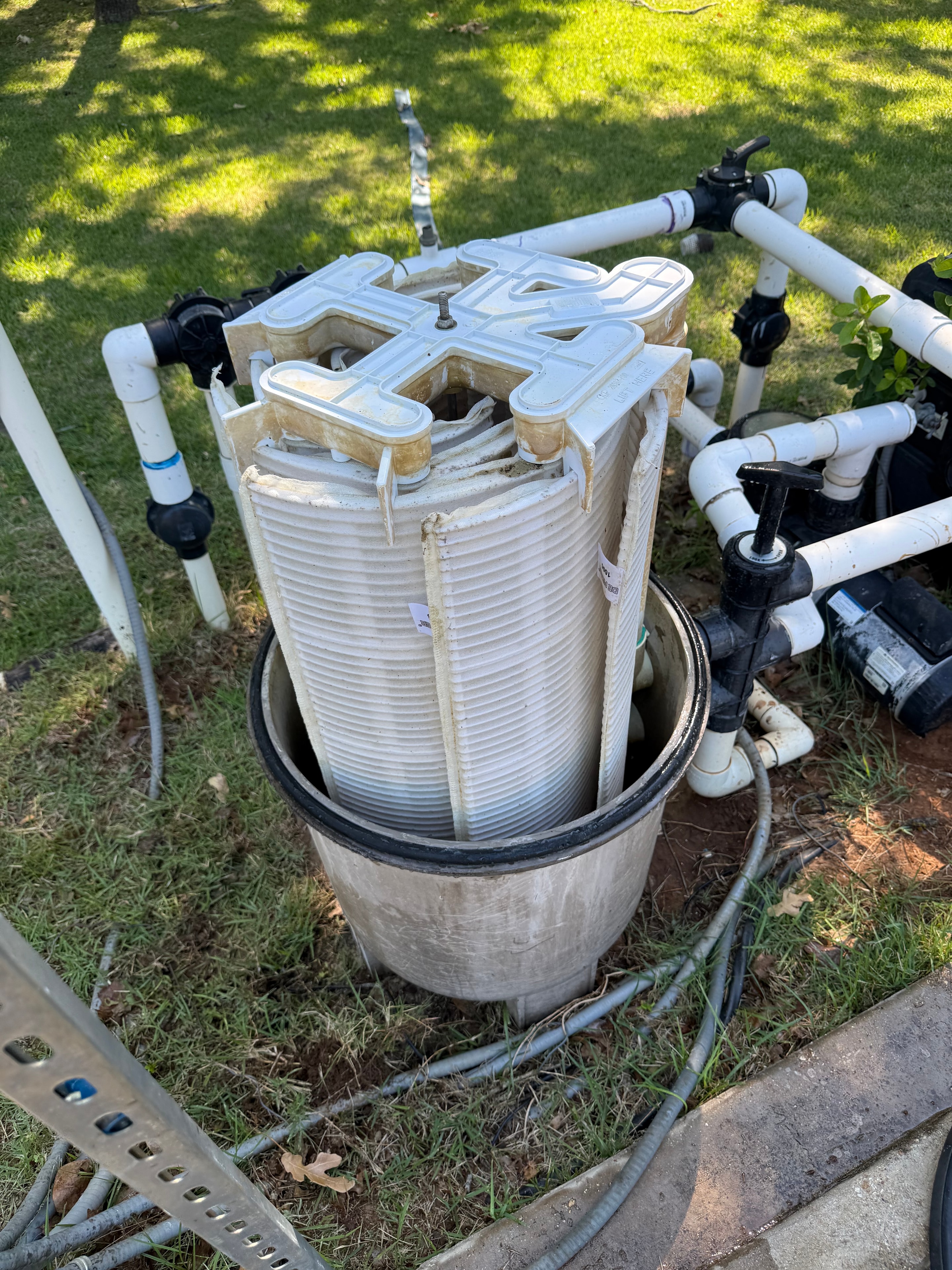 Clean pool filter after service